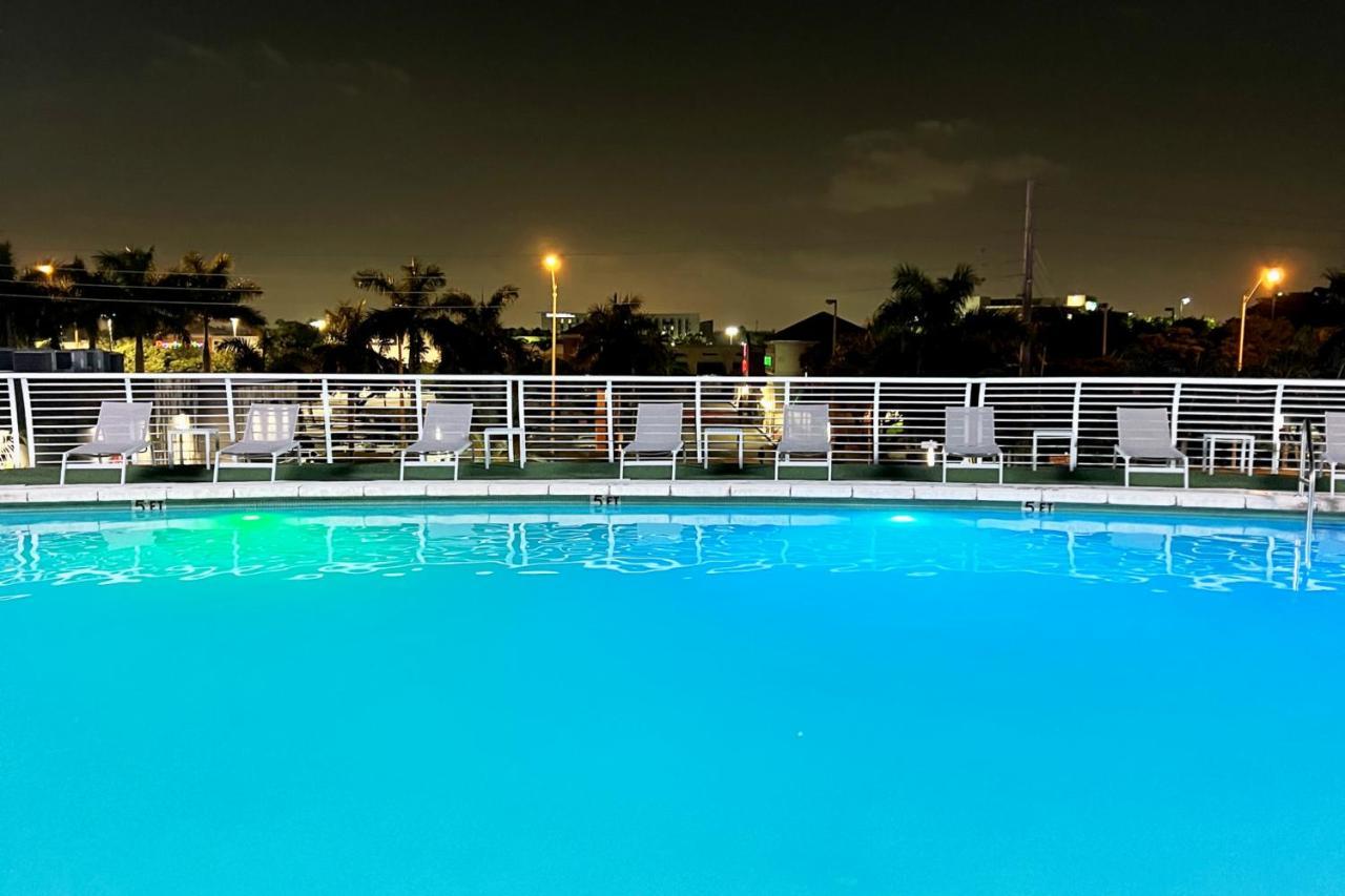 Nuvo Suites Hotel - Miami Doral Sweetwater Exterior photo