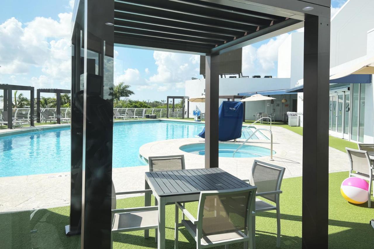 Nuvo Suites Hotel - Miami Doral Sweetwater Exterior photo